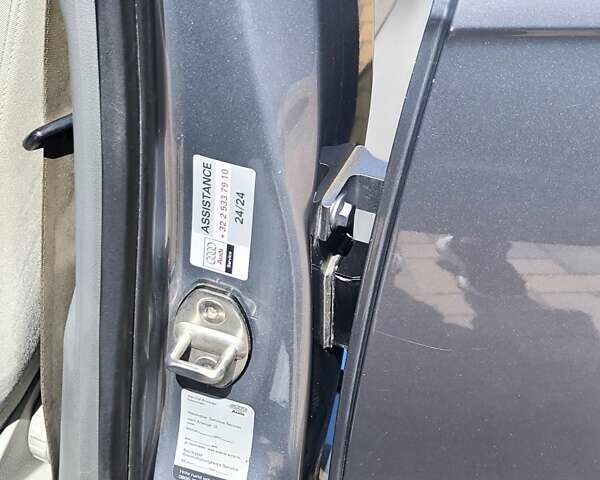 Ауди А4 2009 в Виннице на Automoto.ua Серый Ауди А4, объемом двигателя 1.8 л и пробегом 280 тыс. км за 6999 $, фото 17 на Automoto.ua