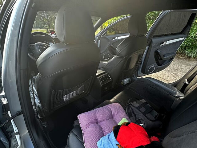 Сірий Ауді А4, об'ємом двигуна 2 л та пробігом 198 тис. км за 13500 $, фото 11 на Automoto.ua