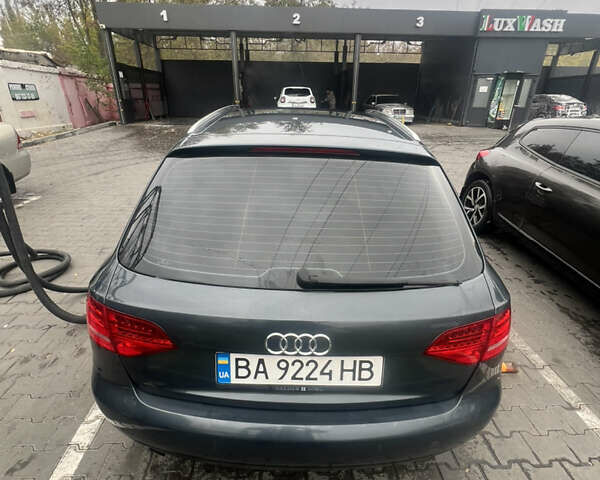 Ауді А4 2009 у Одесі на Automoto.ua Сірий Ауді А4, об'ємом двигуна 1.8 л та пробігом 229 тис. км за 8700 $, фото 10 на Automoto.ua