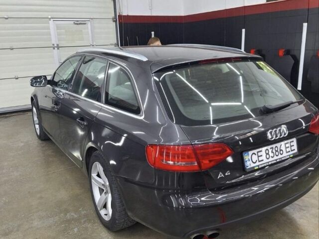 Серый Ауди А4, объемом двигателя 2 л и пробегом 320 тыс. км за 9430 $, фото 3 на Automoto.ua