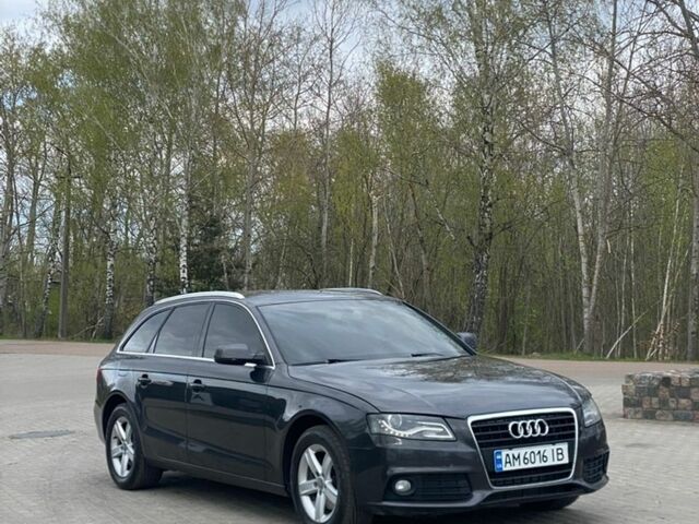 Серый Ауди А4, объемом двигателя 1.8 л и пробегом 250 тыс. км за 7700 $, фото 1 на Automoto.ua