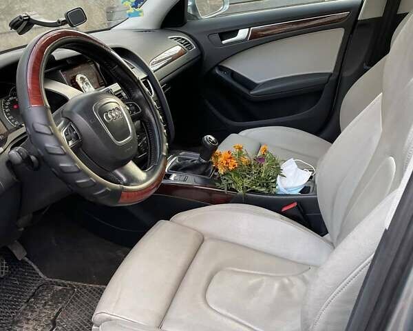 Серый Ауди А4, объемом двигателя 1.8 л и пробегом 228 тыс. км за 13450 $, фото 7 на Automoto.ua