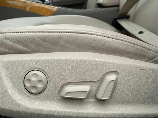 Сірий Ауді А4, об'ємом двигуна 2 л та пробігом 259 тис. км за 10200 $, фото 19 на Automoto.ua