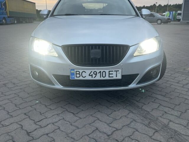 Сірий Ауді А4, об'ємом двигуна 2 л та пробігом 253 тис. км за 5399 $, фото 3 на Automoto.ua