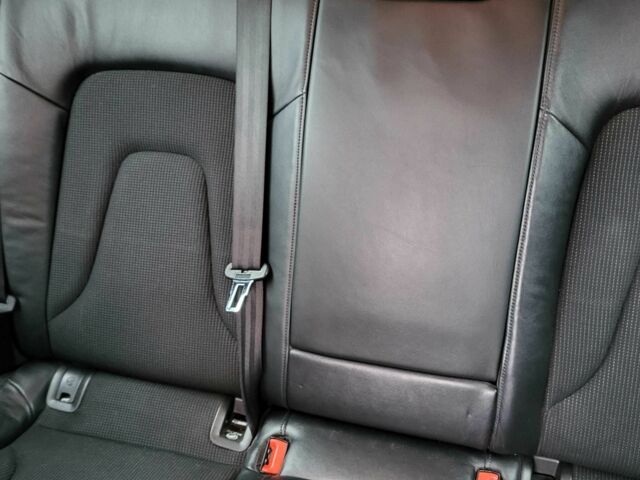 Серый Ауди А4, объемом двигателя 1.8 л и пробегом 241 тыс. км за 10500 $, фото 20 на Automoto.ua