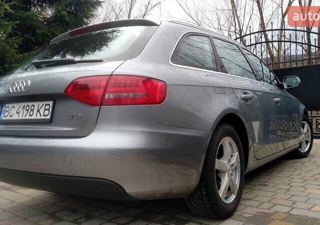 Серый Ауди А4, объемом двигателя 1.8 л и пробегом 157 тыс. км за 12300 $, фото 3 на Automoto.ua