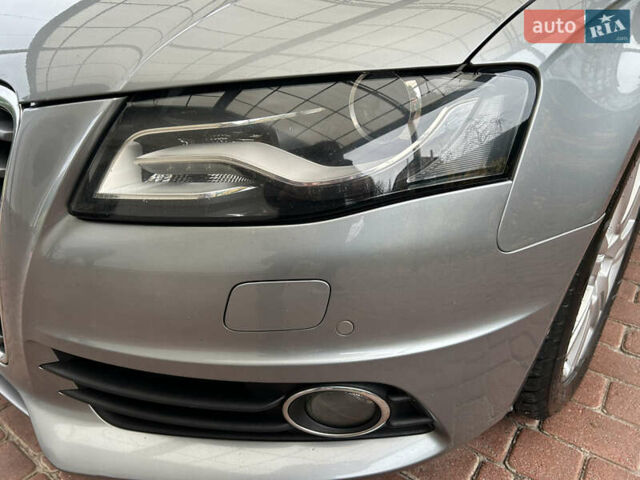 Серый Ауди А4, объемом двигателя 2 л и пробегом 210 тыс. км за 9999 $, фото 13 на Automoto.ua