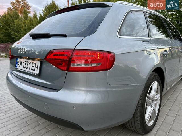 Сірий Ауді А4, об'ємом двигуна 2 л та пробігом 271 тис. км за 10400 $, фото 11 на Automoto.ua