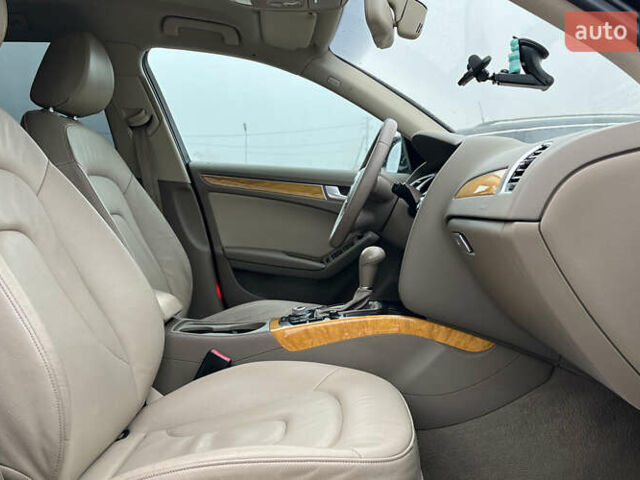 Сірий Ауді А4, об'ємом двигуна 1.97 л та пробігом 259 тис. км за 10200 $, фото 21 на Automoto.ua