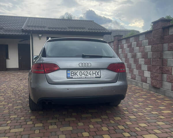 Сірий Ауді А4, об'ємом двигуна 1.97 л та пробігом 350 тис. км за 7199 $, фото 1 на Automoto.ua
