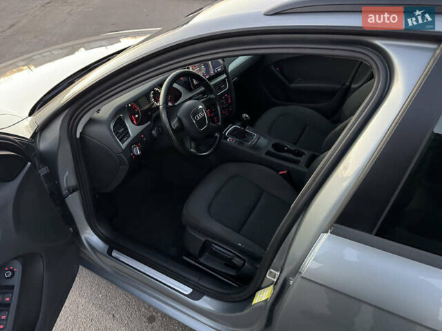 Серый Ауди А4, объемом двигателя 1.8 л и пробегом 238 тыс. км за 9400 $, фото 30 на Automoto.ua