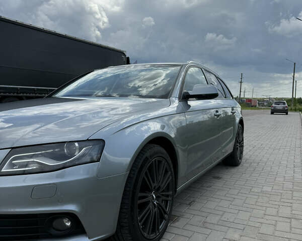 Серый Ауди А4, объемом двигателя 2.7 л и пробегом 311 тыс. км за 10500 $, фото 7 на Automoto.ua