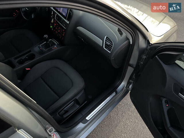 Серый Ауди А4, объемом двигателя 1.8 л и пробегом 238 тыс. км за 9400 $, фото 44 на Automoto.ua