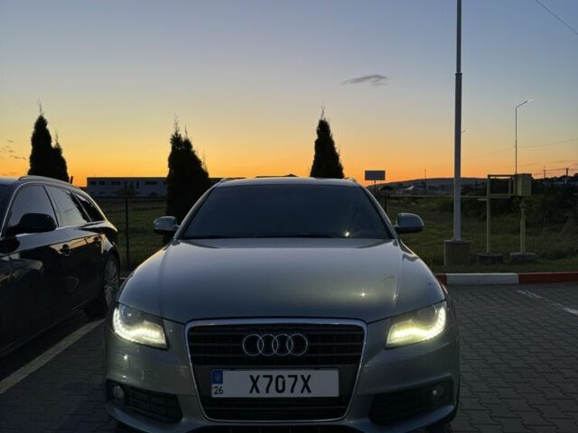 Серый Ауди А4, объемом двигателя 2 л и пробегом 298 тыс. км за 9000 $, фото 4 на Automoto.ua