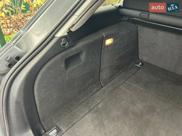 Серый Ауди А4, объемом двигателя 2 л и пробегом 210 тыс. км за 9999 $, фото 58 на Automoto.ua