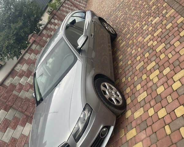 Сірий Ауді А4, об'ємом двигуна 1.97 л та пробігом 350 тис. км за 7199 $, фото 2 на Automoto.ua