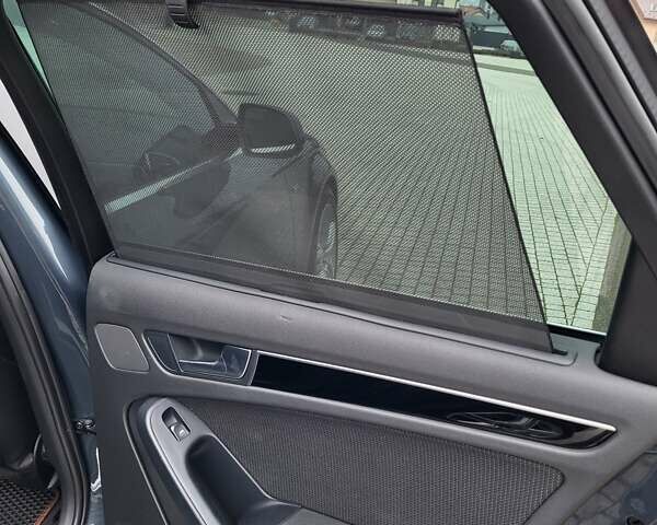 Серый Ауди А4, объемом двигателя 0 л и пробегом 241 тыс. км за 10600 $, фото 23 на Automoto.ua