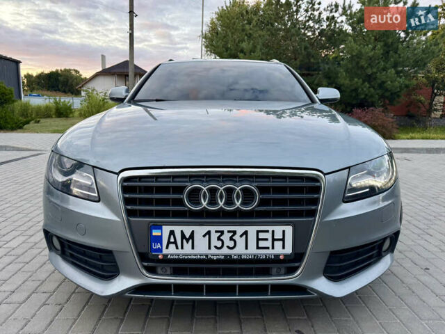 Сірий Ауді А4, об'ємом двигуна 2 л та пробігом 271 тис. км за 10400 $, фото 5 на Automoto.ua