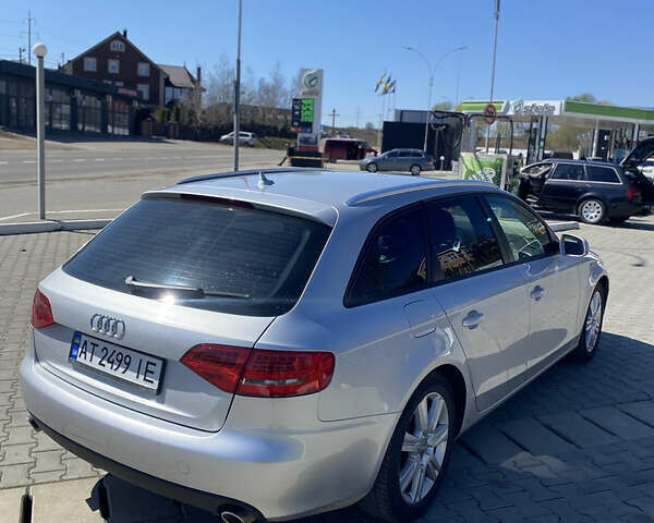 Сірий Ауді А4, об'ємом двигуна 2.7 л та пробігом 284 тис. км за 10300 $, фото 2 на Automoto.ua