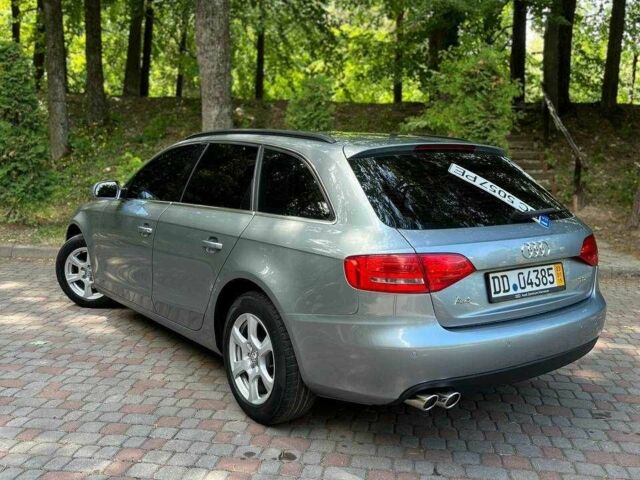Серый Ауди А4, объемом двигателя 2 л и пробегом 265 тыс. км за 8500 $, фото 3 на Automoto.ua