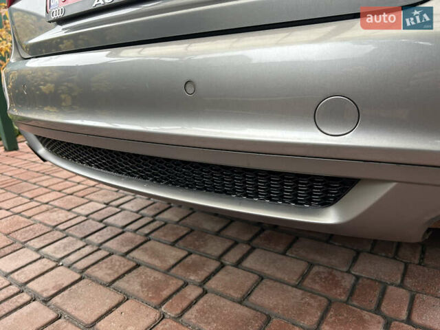 Серый Ауди А4, объемом двигателя 2 л и пробегом 210 тыс. км за 9999 $, фото 18 на Automoto.ua