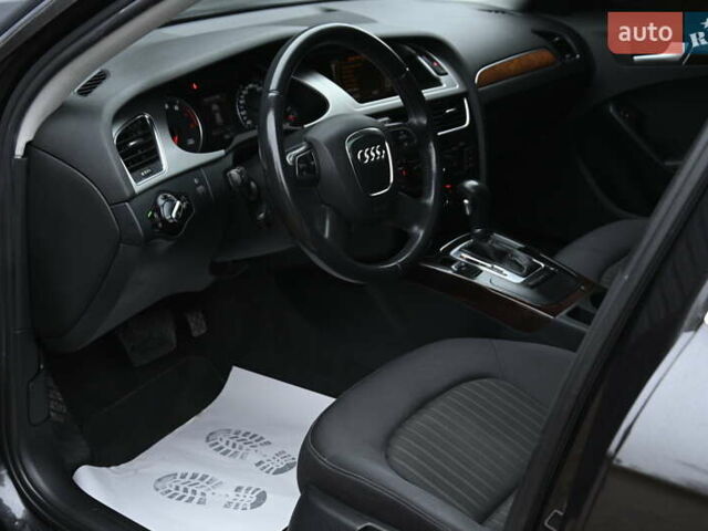 Сірий Ауді А4, об'ємом двигуна 2 л та пробігом 240 тис. км за 9350 $, фото 20 на Automoto.ua