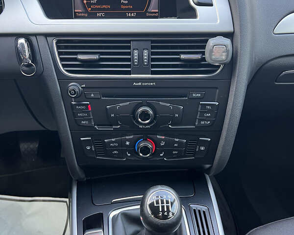 Сірий Ауді А4, об'ємом двигуна 1.8 л та пробігом 249 тис. км за 8399 $, фото 20 на Automoto.ua