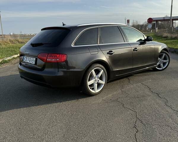 Серый Ауди А4, объемом двигателя 1.98 л и пробегом 215 тыс. км за 10900 $, фото 6 на Automoto.ua