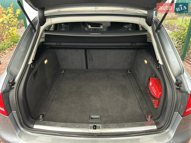 Серый Ауди А4, объемом двигателя 2 л и пробегом 210 тыс. км за 9999 $, фото 56 на Automoto.ua