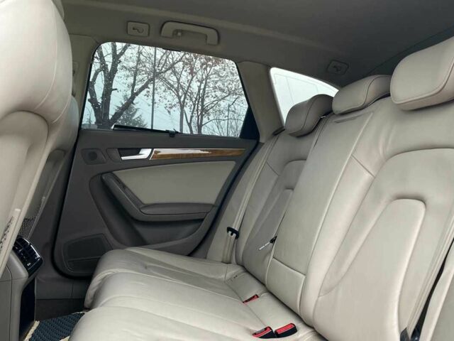 Сірий Ауді А4, об'ємом двигуна 2 л та пробігом 259 тис. км за 10200 $, фото 18 на Automoto.ua