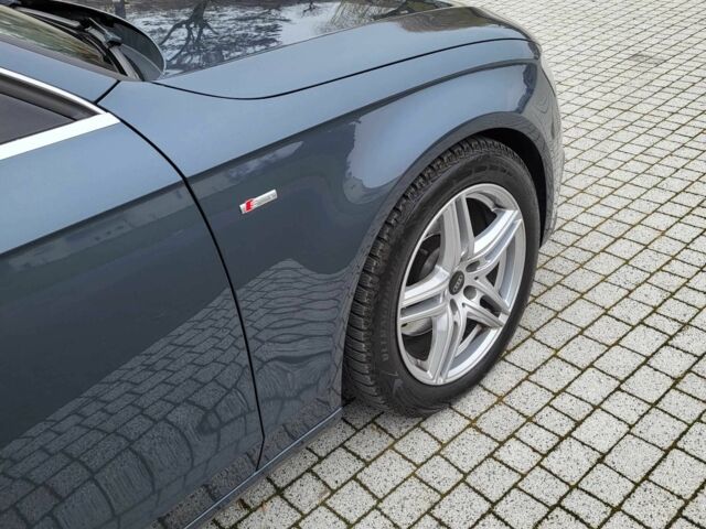 Серый Ауди А4, объемом двигателя 1.8 л и пробегом 241 тыс. км за 10500 $, фото 5 на Automoto.ua