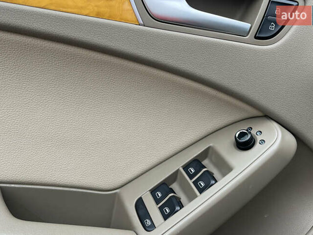 Сірий Ауді А4, об'ємом двигуна 1.97 л та пробігом 259 тис. км за 10200 $, фото 23 на Automoto.ua