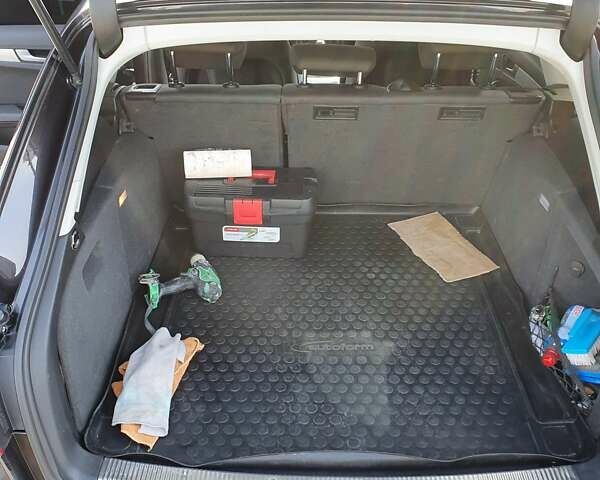 Серый Ауди А4, объемом двигателя 1.8 л и пробегом 200 тыс. км за 8200 $, фото 19 на Automoto.ua