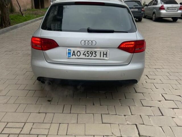 Серый Ауди А4, объемом двигателя 2 л и пробегом 330 тыс. км за 8950 $, фото 2 на Automoto.ua
