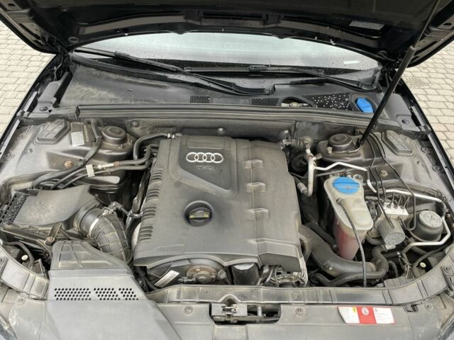 Сірий Ауді А4, об'ємом двигуна 2 л та пробігом 272 тис. км за 12000 $, фото 7 на Automoto.ua
