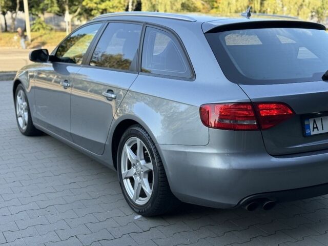 Серый Ауди А4, объемом двигателя 2 л и пробегом 408 тыс. км за 8800 $, фото 6 на Automoto.ua