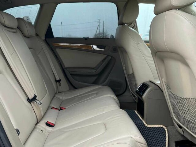 Сірий Ауді А4, об'ємом двигуна 2 л та пробігом 259 тис. км за 10200 $, фото 20 на Automoto.ua