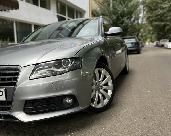 Сірий Ауді А4, об'ємом двигуна 1.97 л та пробігом 262 тис. км за 11000 $, фото 15 на Automoto.ua