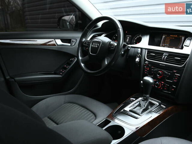 Сірий Ауді А4, об'ємом двигуна 2 л та пробігом 240 тис. км за 9350 $, фото 33 на Automoto.ua