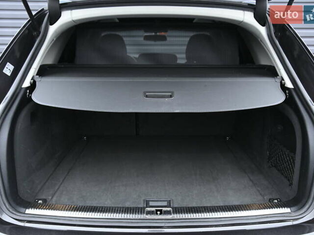 Сірий Ауді А4, об'ємом двигуна 2 л та пробігом 240 тис. км за 9350 $, фото 30 на Automoto.ua