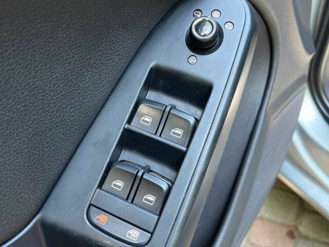 Серый Ауди А4, объемом двигателя 2 л и пробегом 265 тыс. км за 8500 $, фото 14 на Automoto.ua