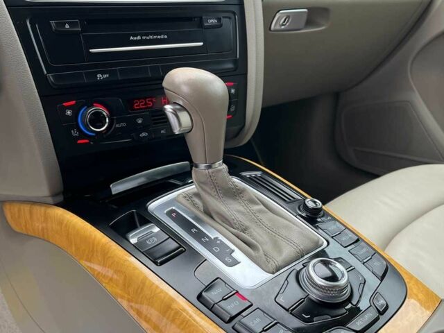 Сірий Ауді А4, об'ємом двигуна 2 л та пробігом 259 тис. км за 10200 $, фото 15 на Automoto.ua