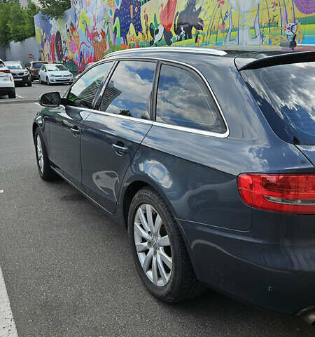 Серый Ауди А4, объемом двигателя 2 л и пробегом 325 тыс. км за 8600 $, фото 9 на Automoto.ua