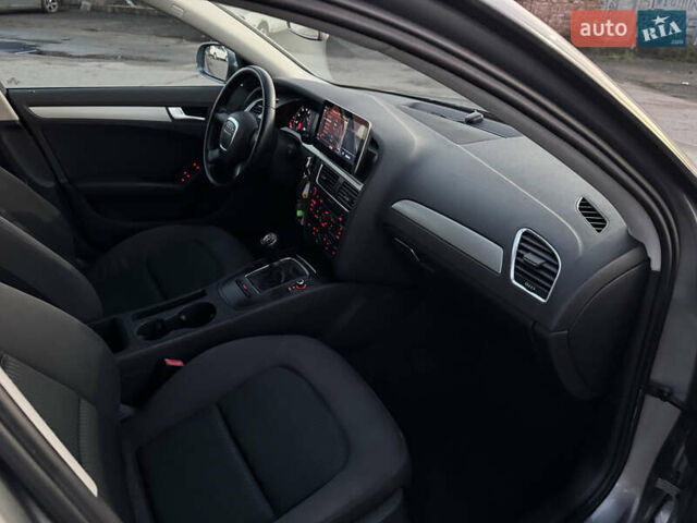 Серый Ауди А4, объемом двигателя 1.8 л и пробегом 238 тыс. км за 9400 $, фото 42 на Automoto.ua