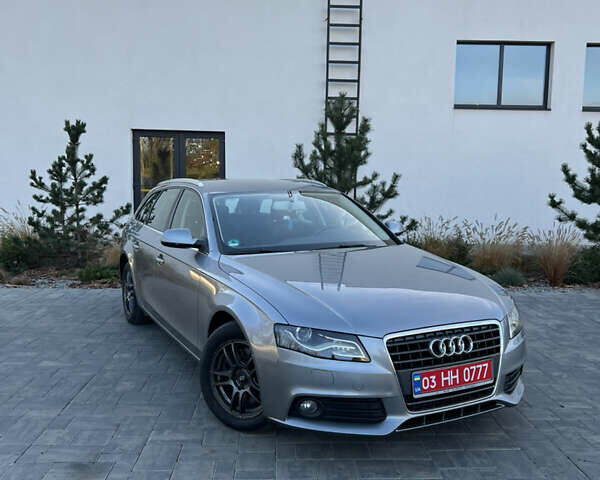 Сірий Ауді А4, об'ємом двигуна 1.8 л та пробігом 249 тис. км за 7900 $, фото 8 на Automoto.ua