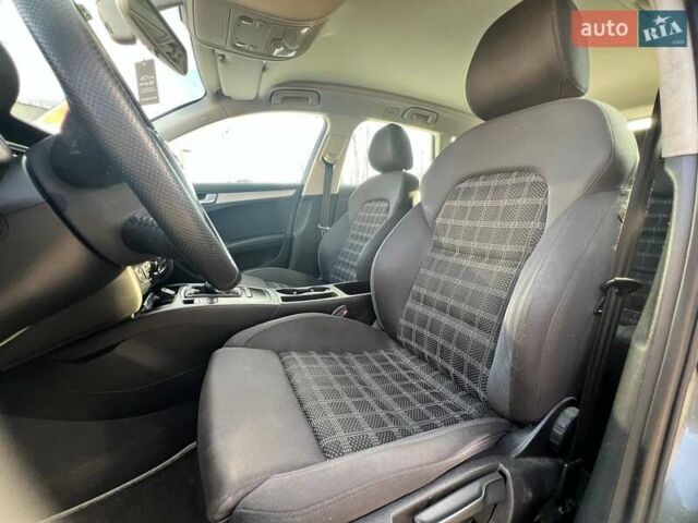 Серый Ауди А4, объемом двигателя 2 л и пробегом 230 тыс. км за 9999 $, фото 17 на Automoto.ua