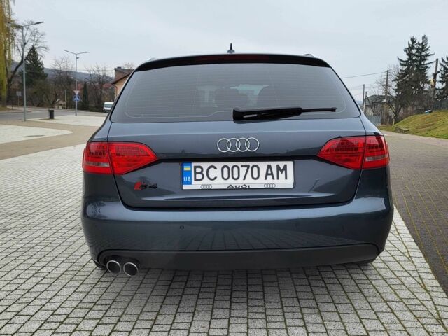 Серый Ауди А4, объемом двигателя 1.8 л и пробегом 241 тыс. км за 10500 $, фото 8 на Automoto.ua