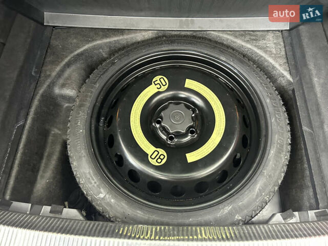 Серый Ауди А4, объемом двигателя 2 л и пробегом 210 тыс. км за 9999 $, фото 59 на Automoto.ua