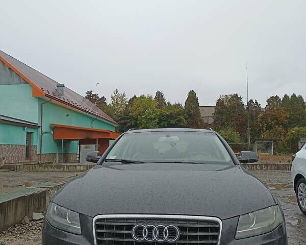 Сірий Ауді А4, об'ємом двигуна 1.97 л та пробігом 250 тис. км за 12500 $, фото 1 на Automoto.ua