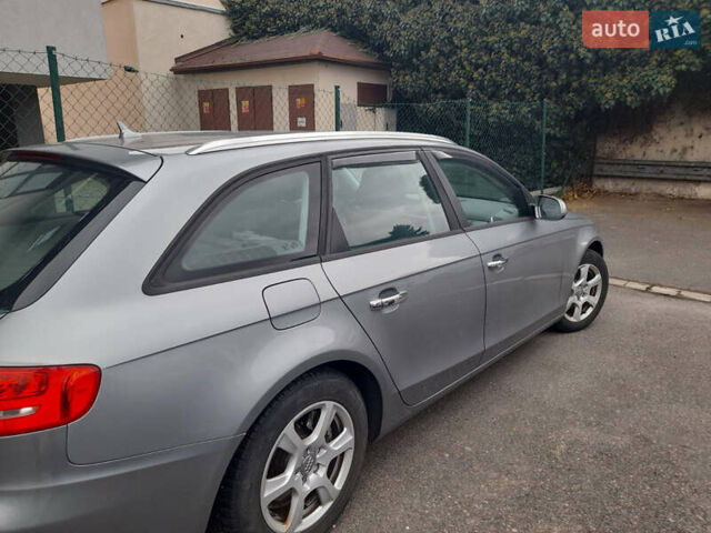 Сірий Ауді А4, об'ємом двигуна 2 л та пробігом 297 тис. км за 10500 $, фото 4 на Automoto.ua